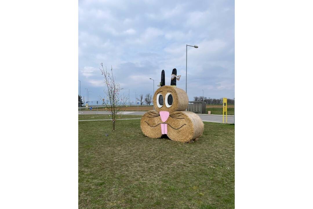 FOTO: Veľkonočná výzdoba v obciach a mestách Nitrianskeho kraja, foto 7