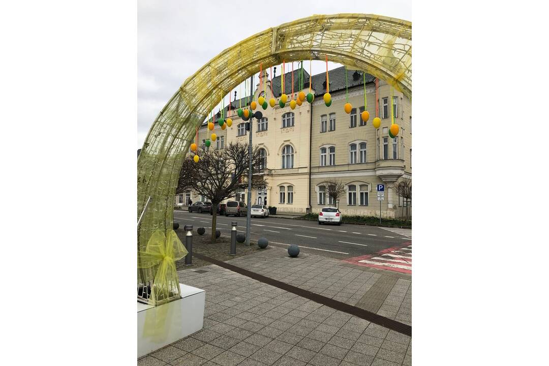 FOTO: Veľkonočná výzdoba v obciach a mestách Nitrianskeho kraja, foto 10