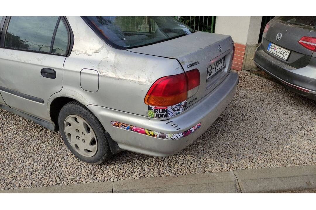 FOTO: Z obci Maňa niekto ukradol auto, no našlo sa vďaka skupine HAKA, foto 1