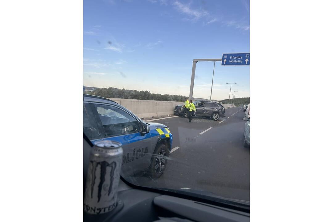 FOTO: Nehoda v Nitre pred výjazdom na Šindolku, foto 3