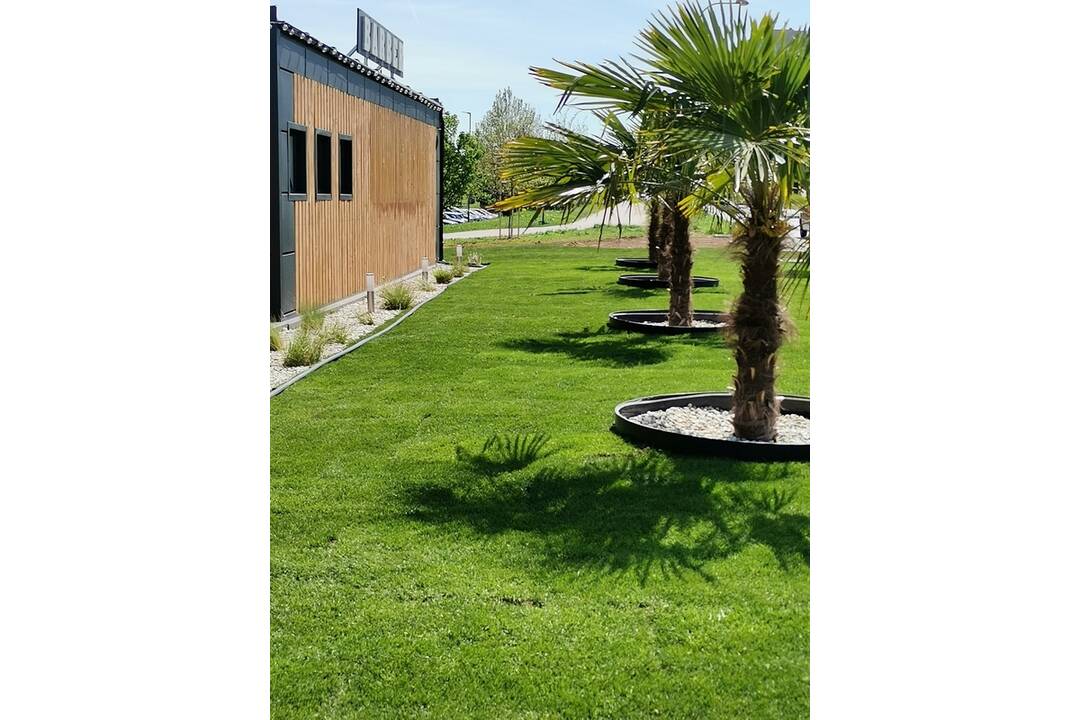 FOTO: Na Klokočine otvoria stánky so zmrzlinou aj kebabom, foto 2