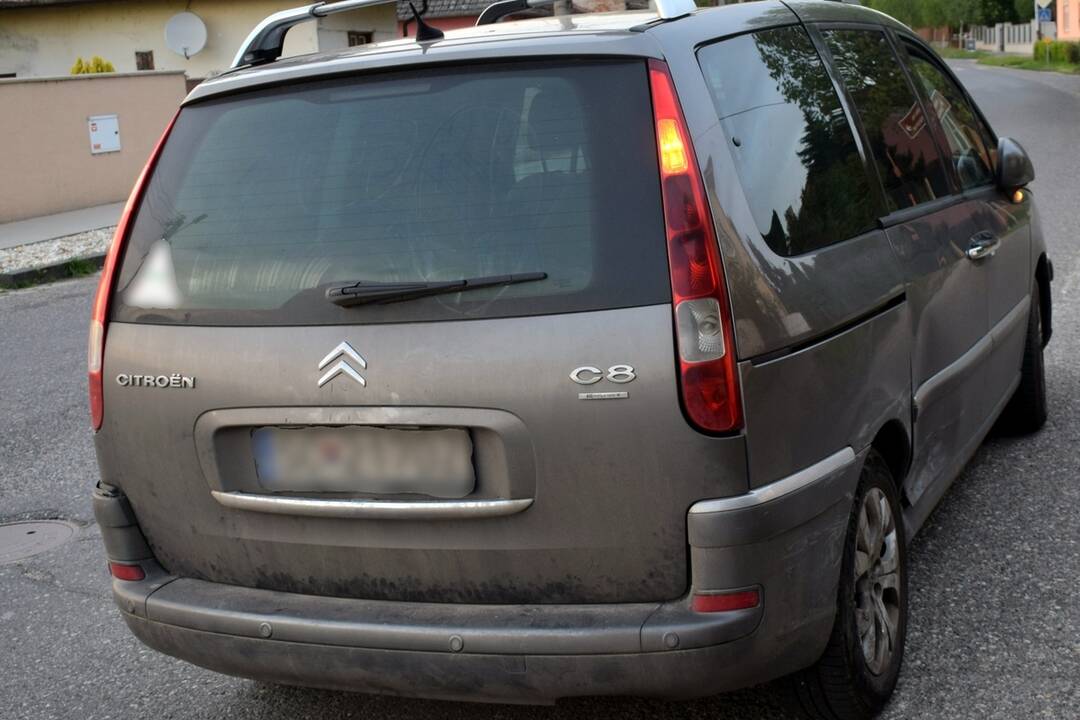 FOTO: Opití vodiči zase úradovali na cestách v Nitrianskom kraji, foto 3