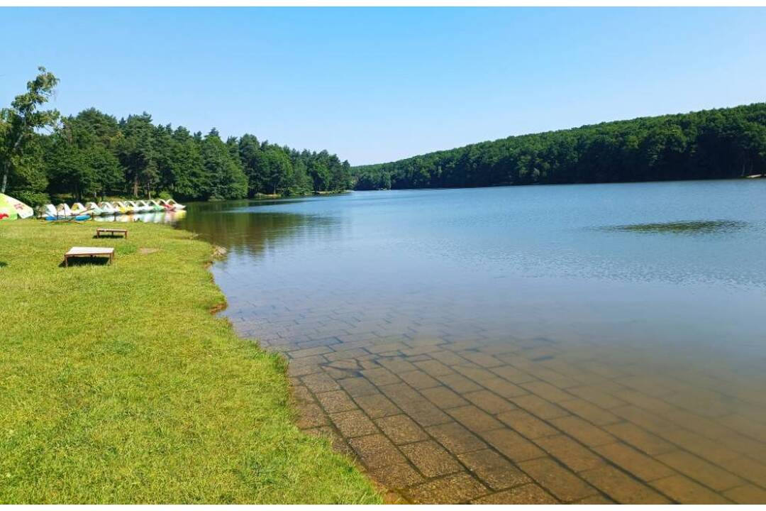 FOTO: Výlet na Topoľčiansky hrad a do Jaskyňe Opálená skala, foto 7
