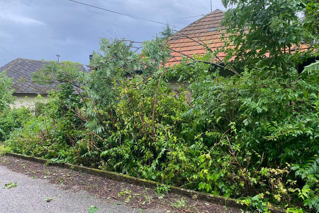 FOTO: Búrky a supercely na juhu Slovenska 9. júna 2024, foto 2