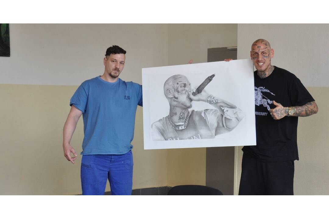 FOTO: Separ navštívil väzňov v želiezovskej väznici, foto 3