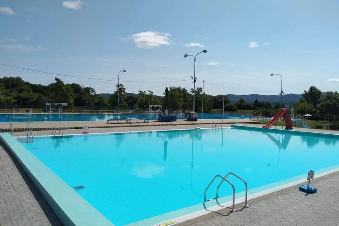 FOTO: Letné kúpalisko v Topoľčanoch otvorilo letnú sezónu 2024 , foto 3