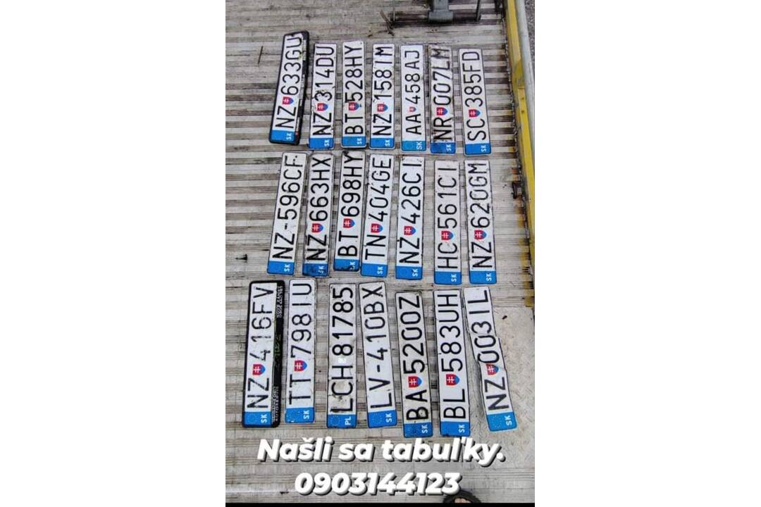 FOTO: Startené a nájdené ŠPZ-ky po búrkach v Nitrianskom kraji, foto 2