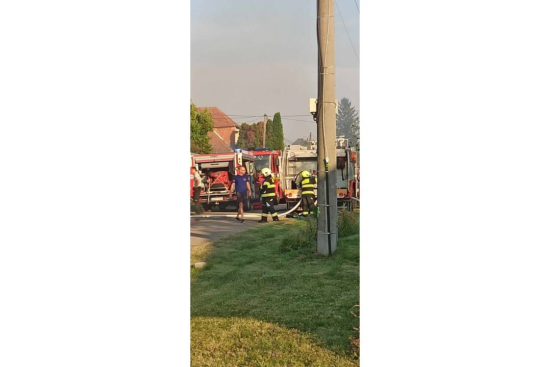 FOTO: Požiar v Štefanovičovej 17. júla, foto 4