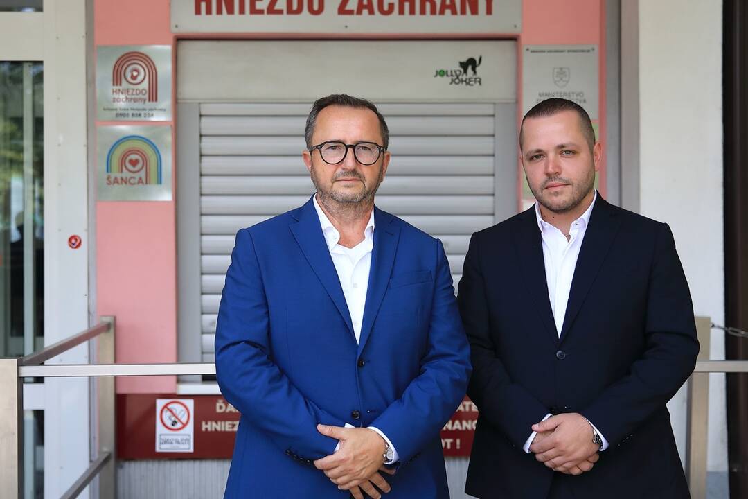 FOTO: Nemocnica v Nových Zámkoch bude môcť zakúpiť nový inkubátor do Hniezda záchrany, foto 3