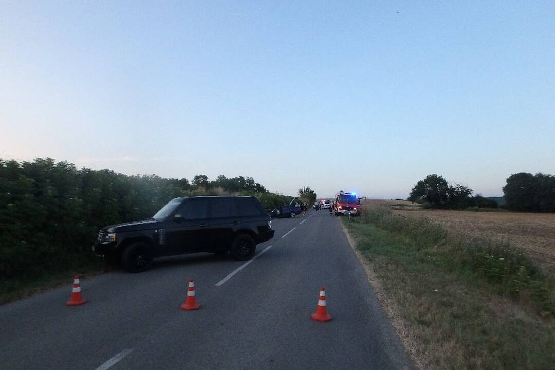 FOTO: Tragická nehoda motorky s autom pri Ipeľskom Sokolci, foto 3