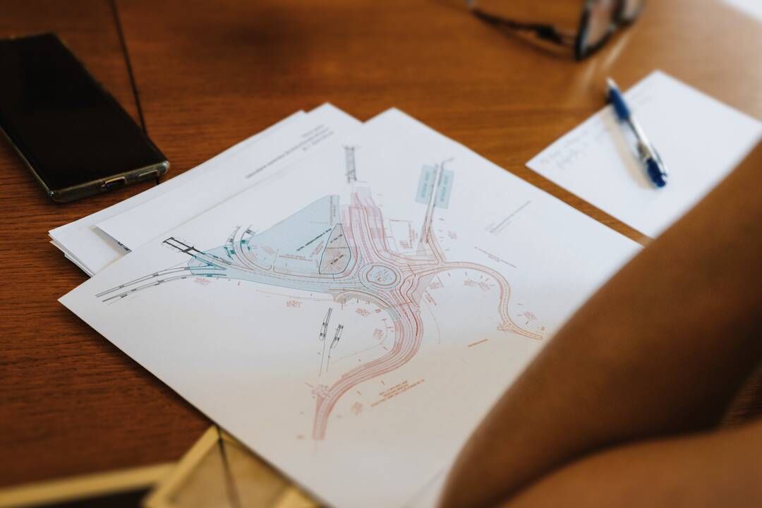 FOTO: Stavenisko okružnej turbo križovatky Mlynárce – Lužianky odovzdali zhotoviteľovi , foto 1