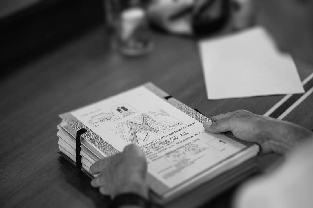 FOTO: Stavenisko okružnej turbo križovatky Mlynárce – Lužianky odovzdali zhotoviteľovi , foto 4