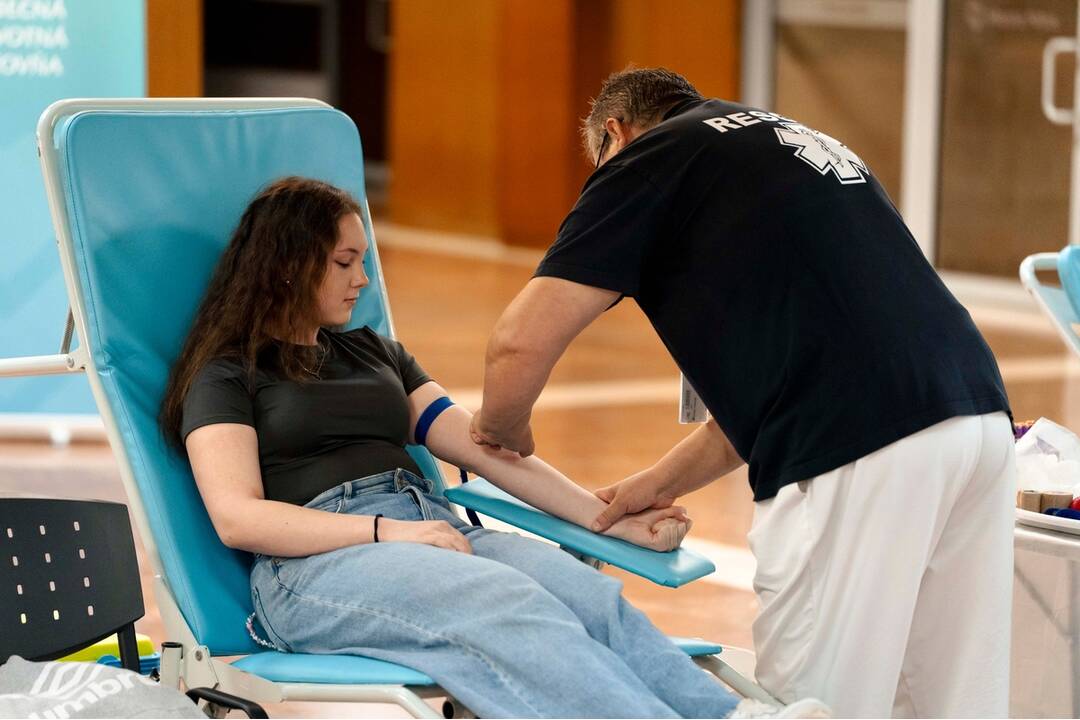 FOTO: O najvzácnejšiu tekutinu sa v Nitre podelilo 48 darcov, foto 5