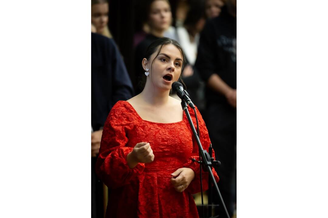 FOTO: UKF v Nitre otvorila nový akademický rok a oslávila 65 rokov vzdelávania, foto 16