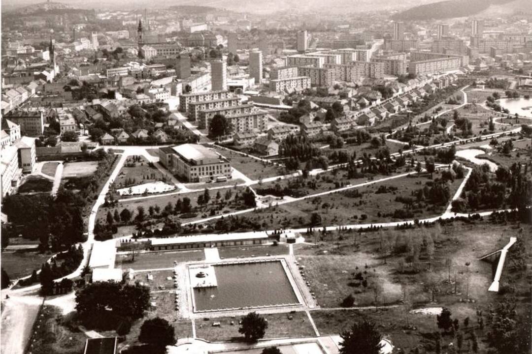 FOTO: Kúpalisko na SIhoti v roku 1932, 1958 a 1964, foto 5