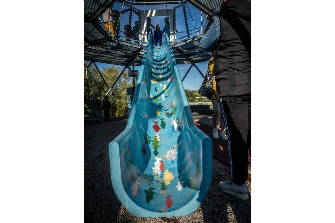 FOTO: Nový environmentálny priestor vo Veľkých Bedzanoch vyzerá ako z budúcnosti, foto 4