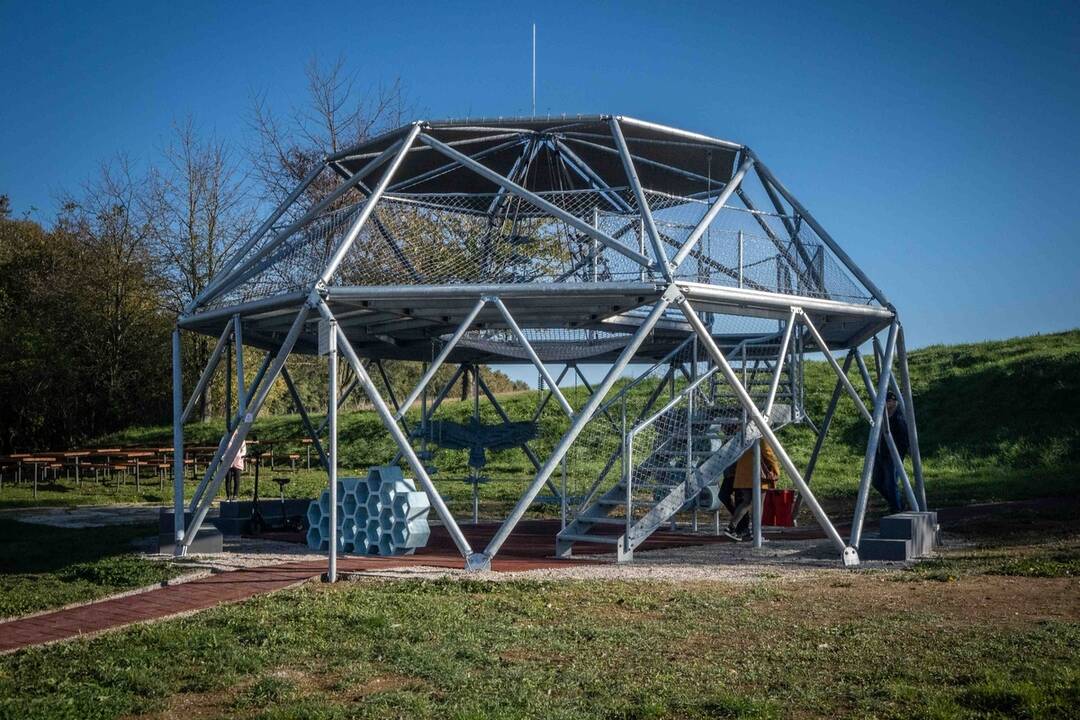 FOTO: Nový environmentálny priestor vo Veľkých Bedzanoch vyzerá ako z budúcnosti, foto 14