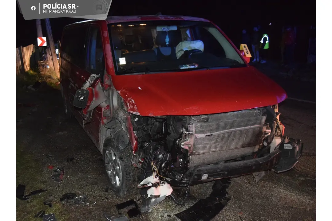 FOTO: Oslava narodenín v obci Žikava sa na záver poriadne vymkla z rúk, foto 4