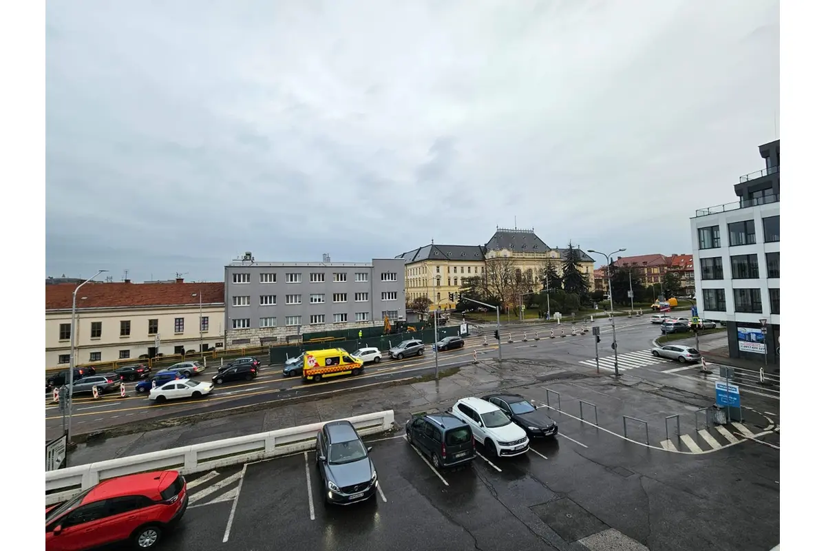 FOTO: Rekonštrukčné práce na križovatke ulíc Damborského, Štúrova a Piaristická v Nitre, foto 9