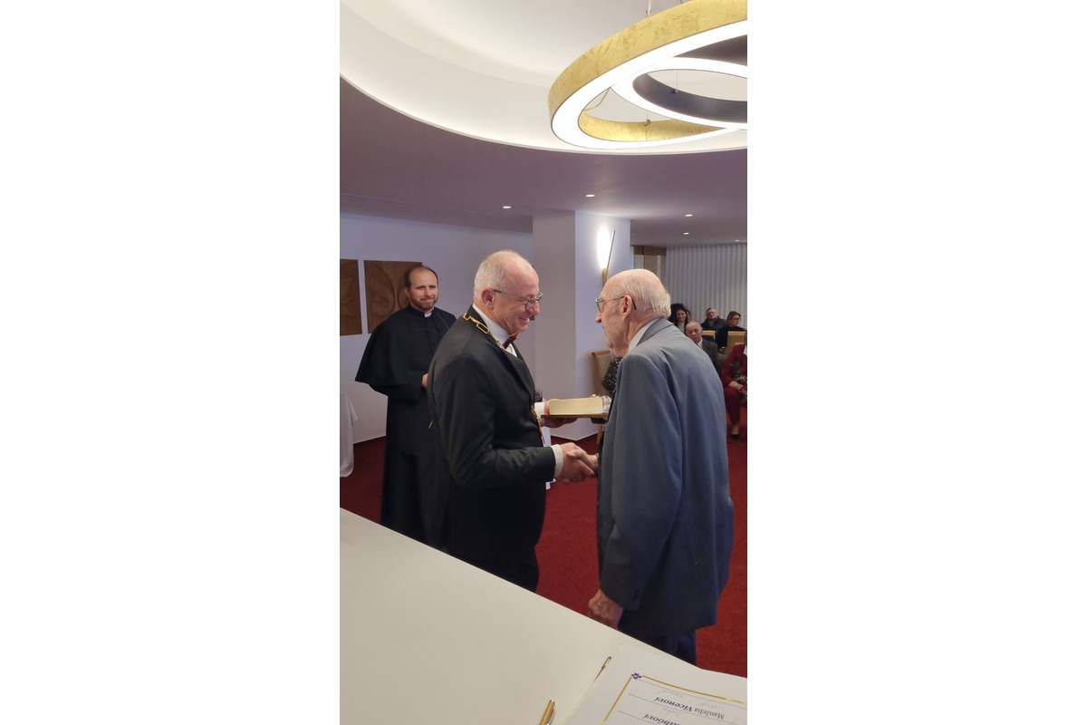 FOTO: Páry ocenené v Šali v rámci Národného týždňa manželstva, foto 9