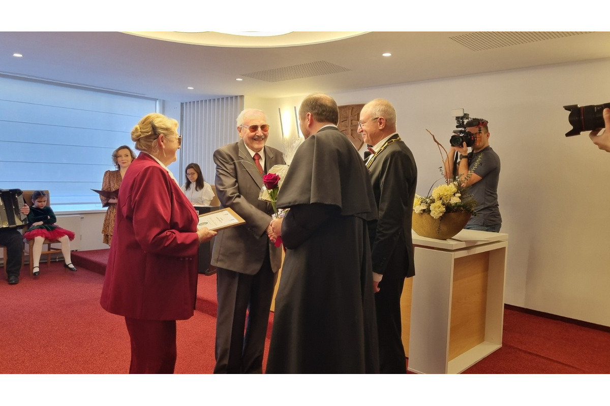 FOTO: Páry ocenené v Šali v rámci Národného týždňa manželstva, foto 27