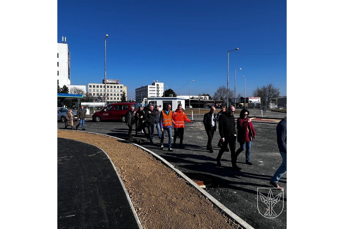 FOTO: Takto vyzerá výstavba turbo okružnej križovatky vo Vrábľoch , foto 1