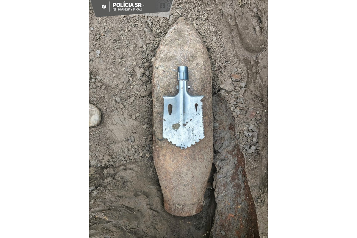 FOTO: V obci Svodín objavili muníciu z 2. svetovej vojny, ľudí museli evakuovať, foto 3