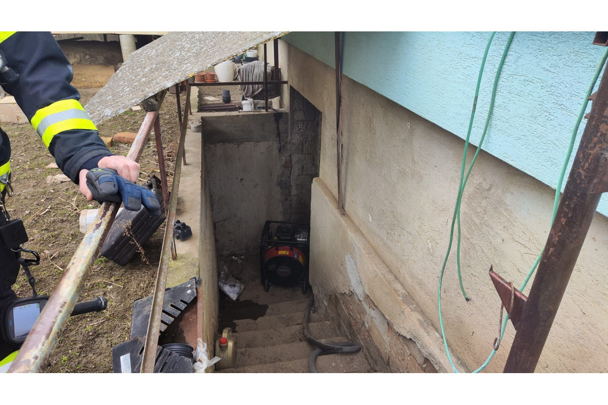 FOTO: Požiar pivnice v Jasovej 24. marca, foto 4