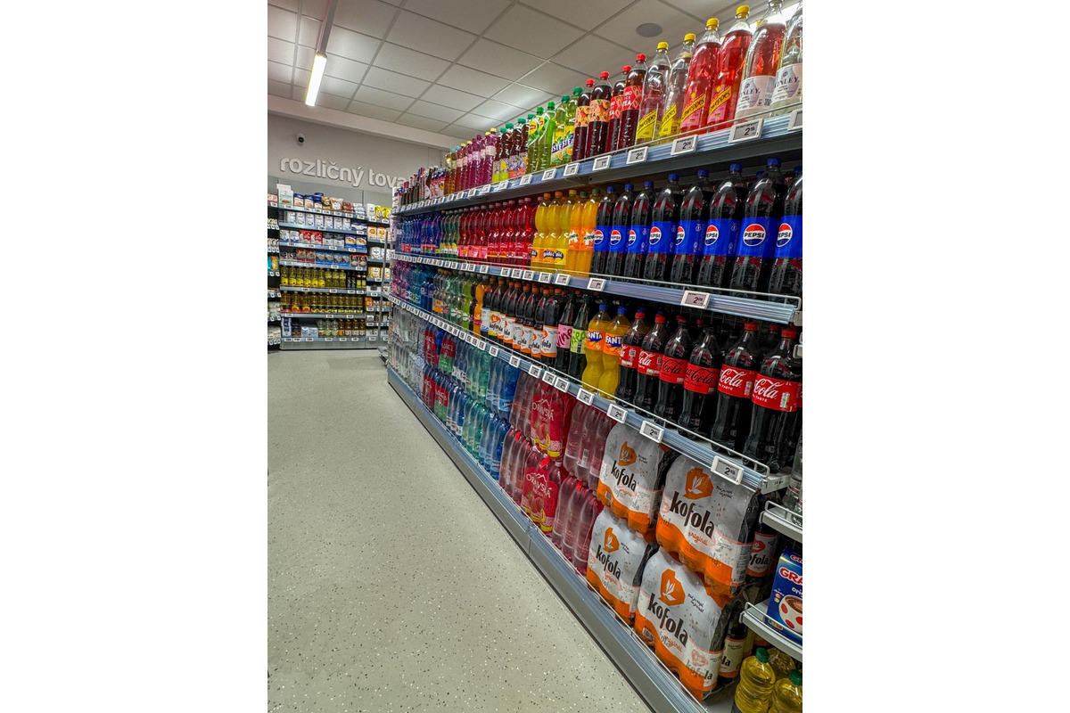 FOTO: Takto vyzerá vynovená Coop Jednota v Šuranoch, otvorená 24/7, foto 4