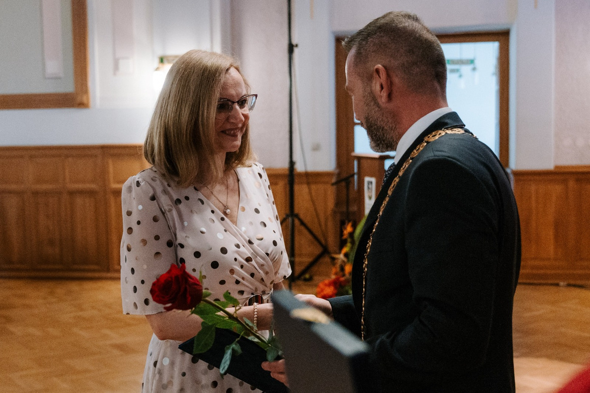 FOTO: Nitriansky samosprávny kraj ocenil najlepších stredoškolských pedagógov, foto 4