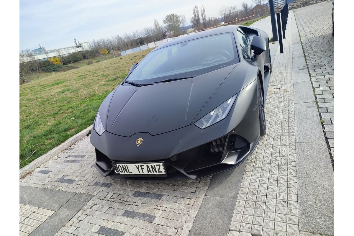 FOTO: S vtipnými ŠPZ-kami sa roztrhlo vrece. Tieto vás určite pobavia, foto 5