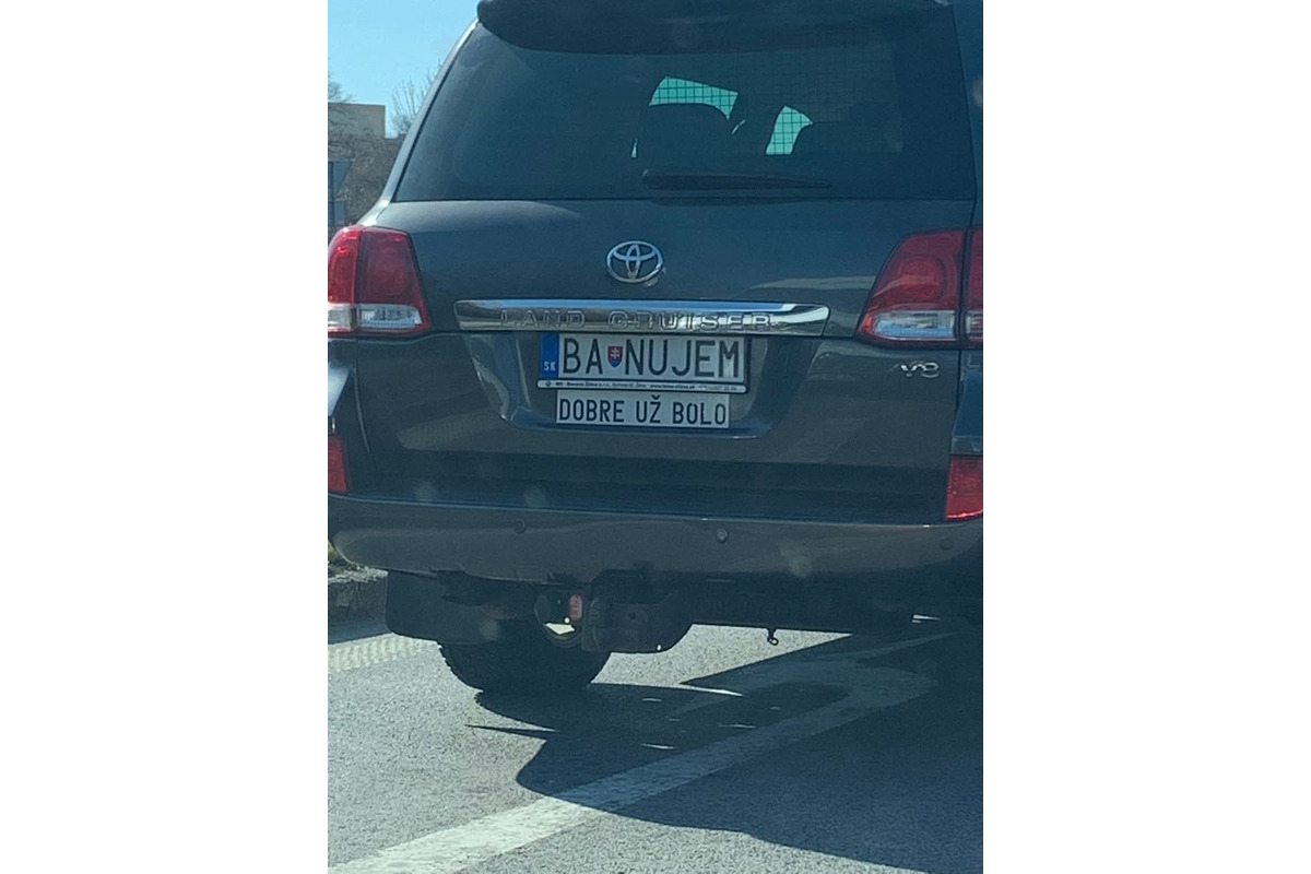 FOTO: S vtipnými ŠPZ-kami sa roztrhlo vrece. Tieto vás určite pobavia, foto 7