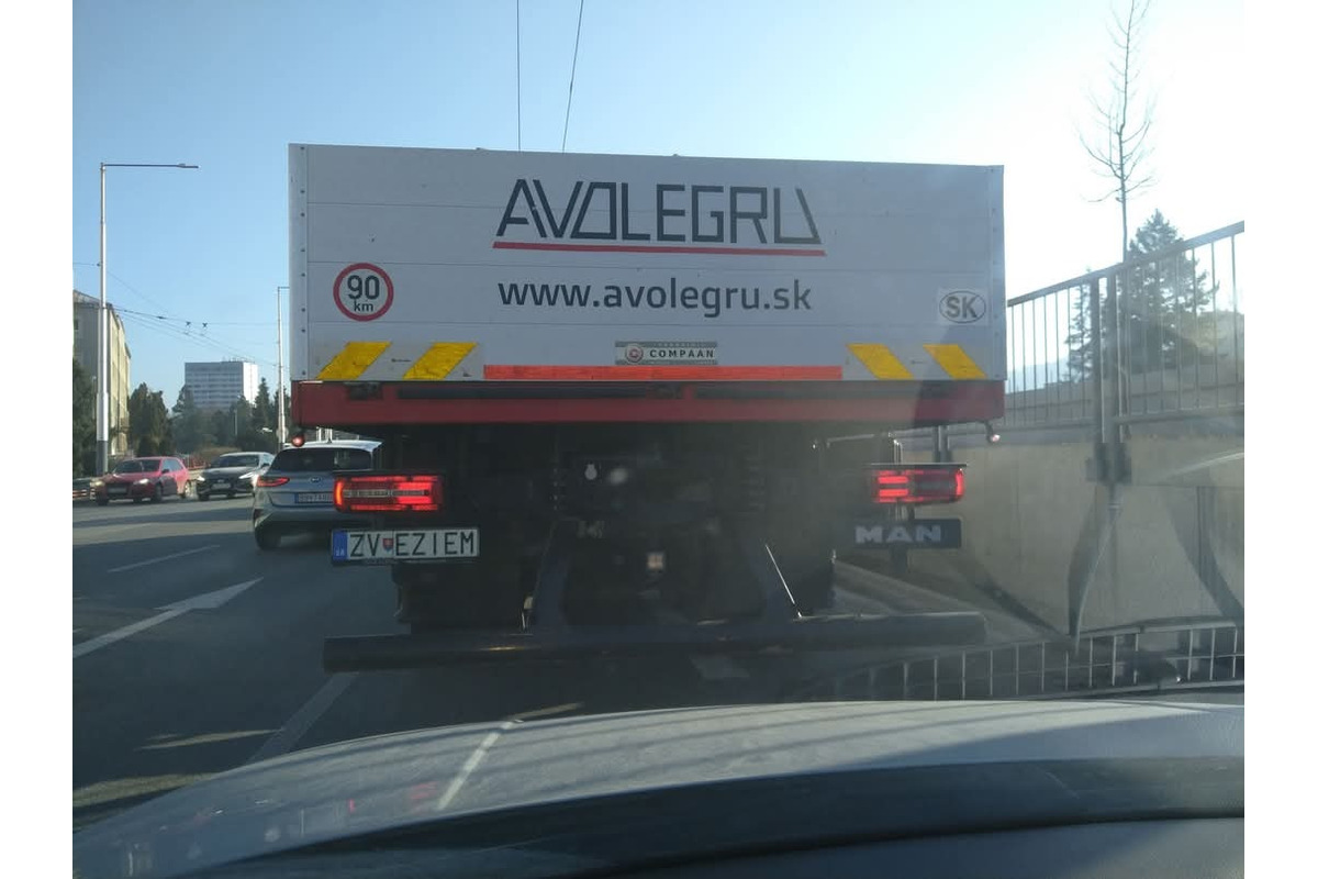 FOTO: S vtipnými ŠPZ-kami sa roztrhlo vrece. Tieto vás určite pobavia, foto 11