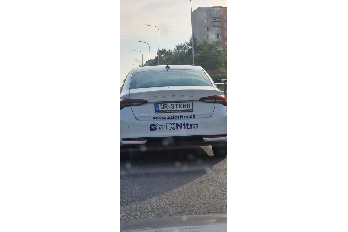 FOTO: S vtipnými ŠPZ-kami sa roztrhlo vrece. Tieto vás určite pobavia, foto 15