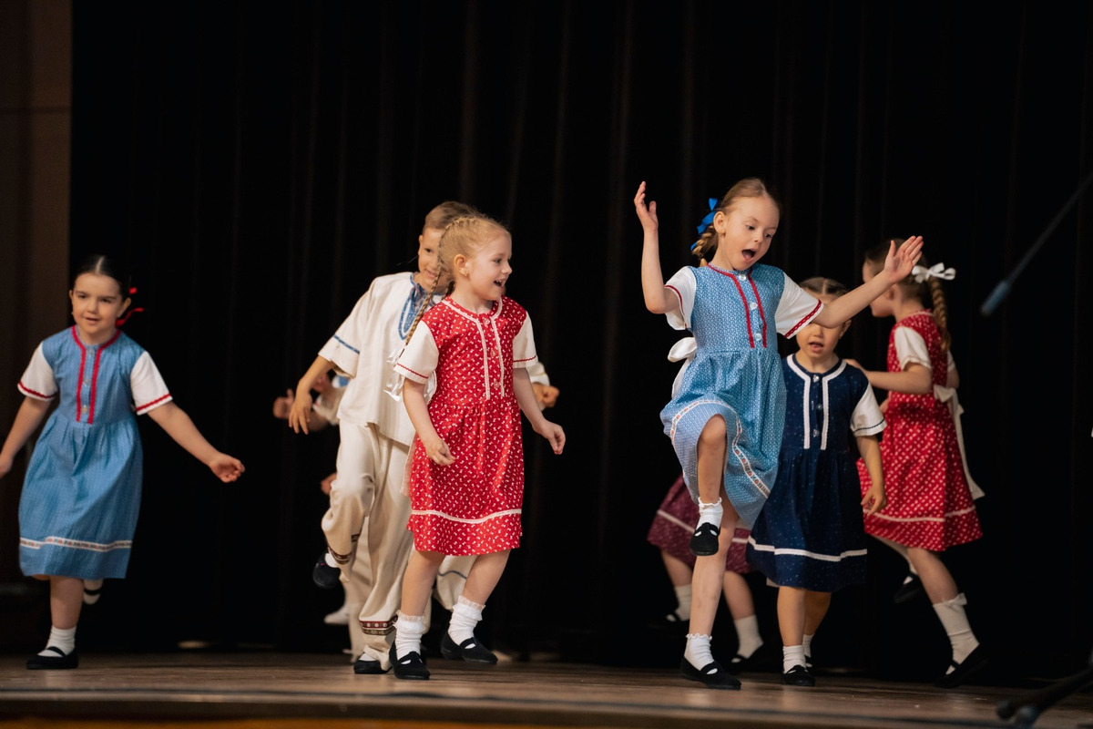 FOTO: Sviatky jari 2025 v Nitre - Vynášanie Moreny , foto 7