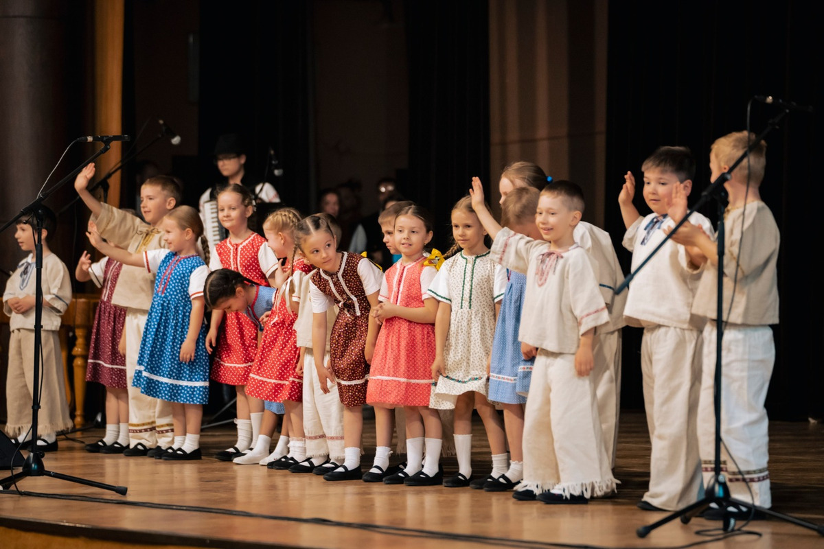 FOTO: Sviatky jari 2025 v Nitre - Vynášanie Moreny , foto 10