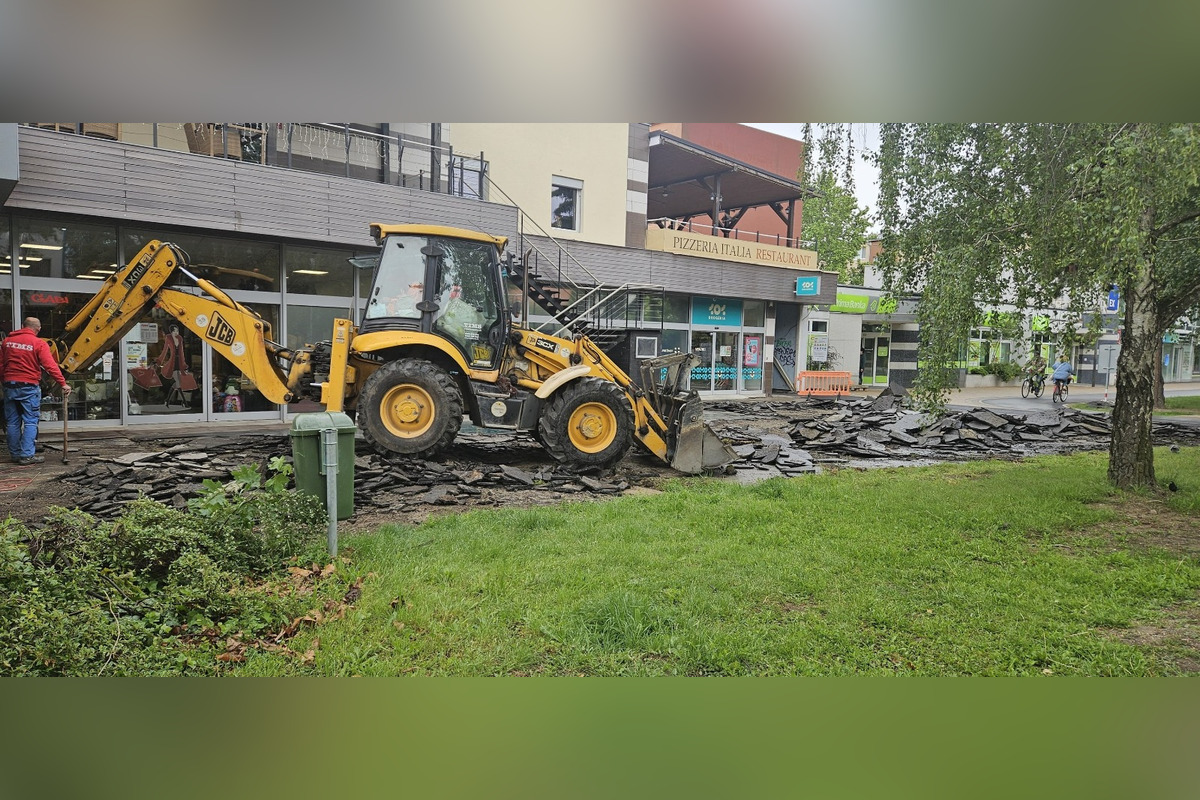 FOTO: Priestor pred VÚB bankou v Šali opeknie. Vyrúbané stromy nahradia nové, opravia aj chodník, foto 4