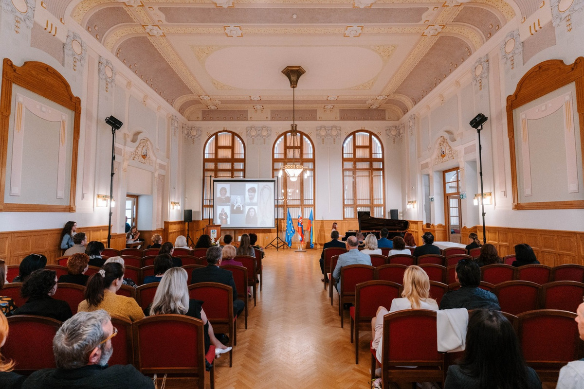 FOTO: Slávnostné odovzdávanie cien Nitrianska Lunica 2024, foto 12