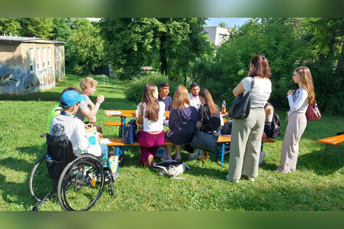 FOTO: Festival Kultúry spojil nitrianske školy a rôznorodé kultúry, foto 3