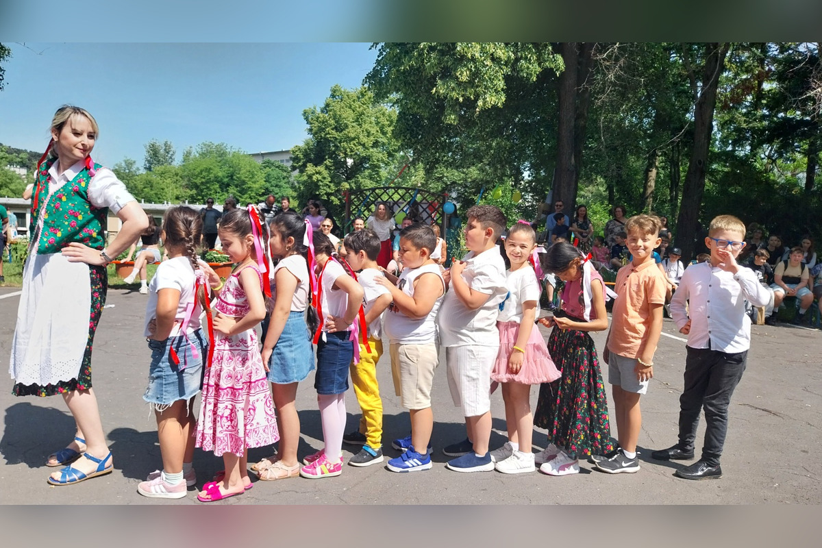 FOTO: Festival Kultúry spojil nitrianske školy a rôznorodé kultúry, foto 17