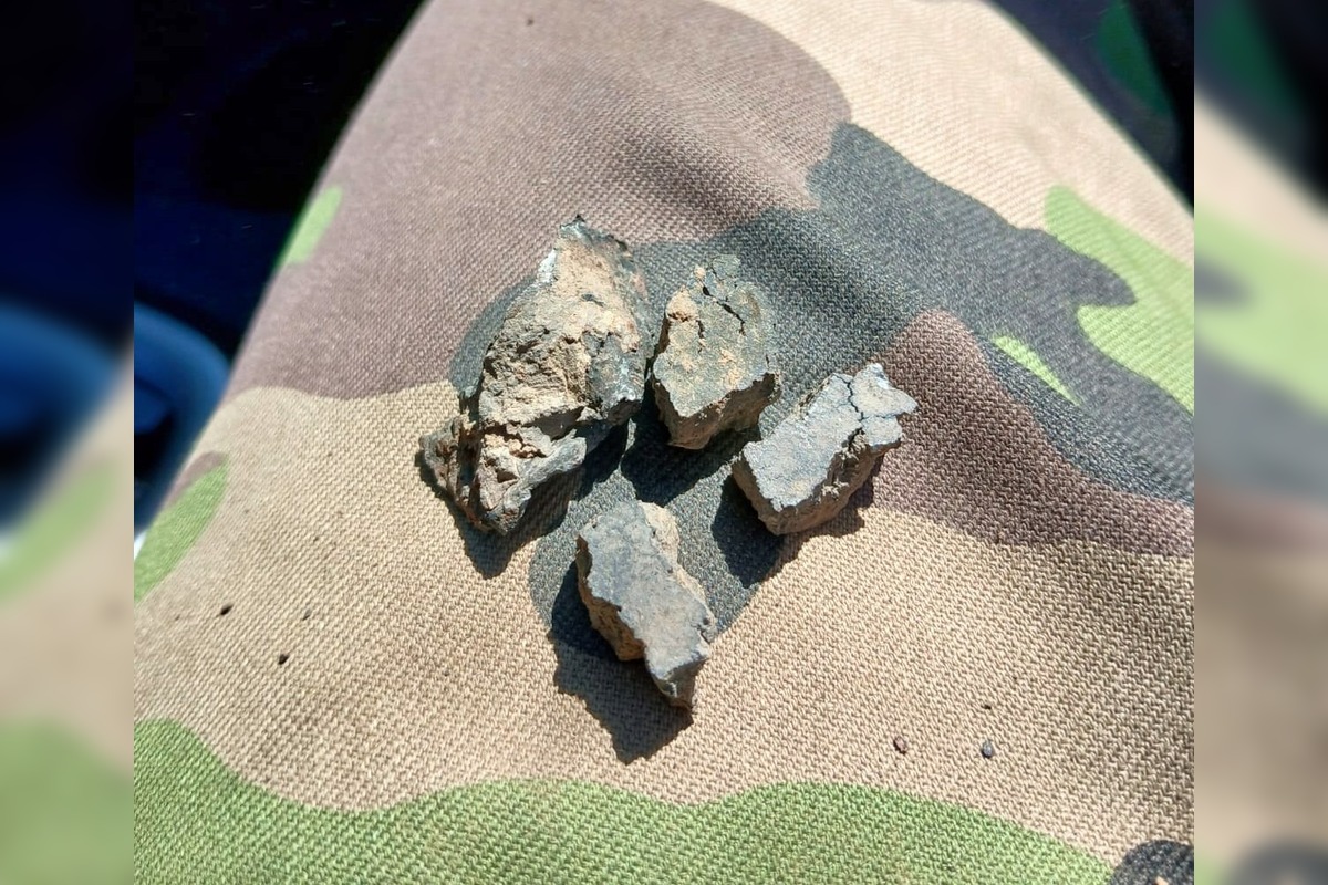 FOTO: Pri dome v Telinciach našli hniezdo mínometných granátov, foto 4