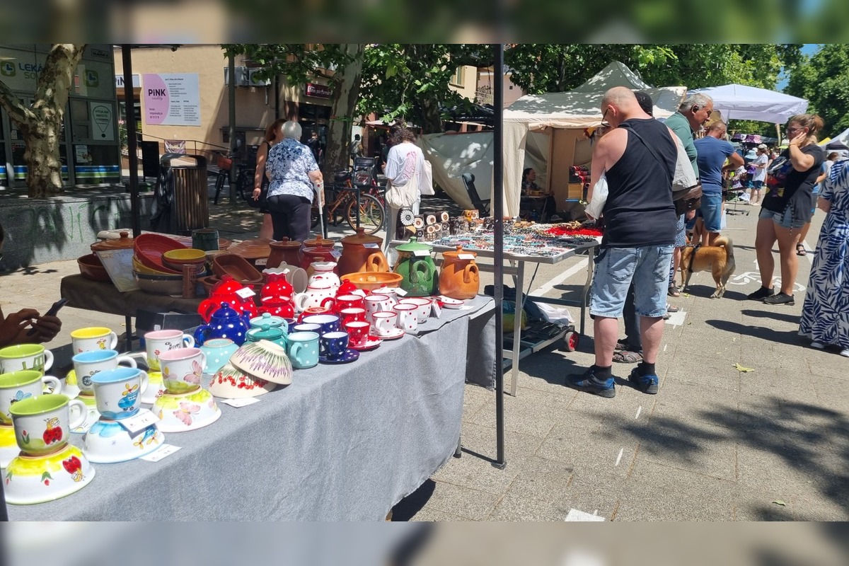 FOTO: Šaliansky jarmok 2025 – dva dni chutí, remesiel a hudby v obrazoch, foto 2