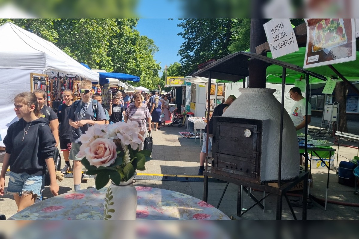 FOTO: Šaliansky jarmok 2025 – dva dni chutí, remesiel a hudby v obrazoch, foto 5