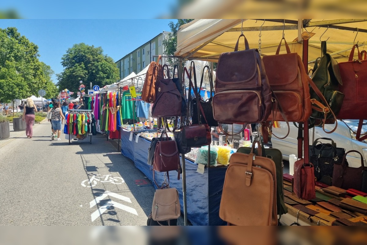 FOTO: Šaliansky jarmok 2025 – dva dni chutí, remesiel a hudby v obrazoch, foto 6