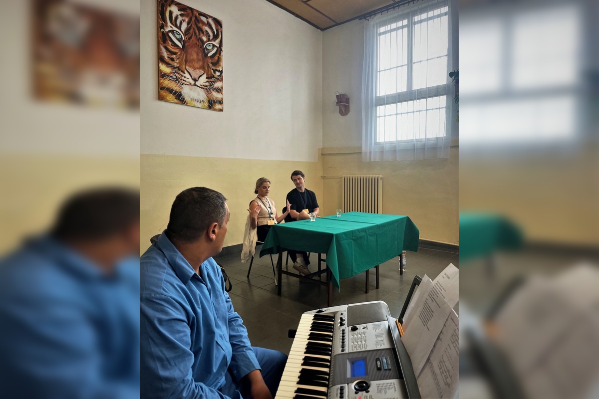 FOTO: Let’s Dance vo väznici v Želiezovciach: Odsúdení privítali známe tváre, herec a tanečníčka motivovali k zmene, foto 4