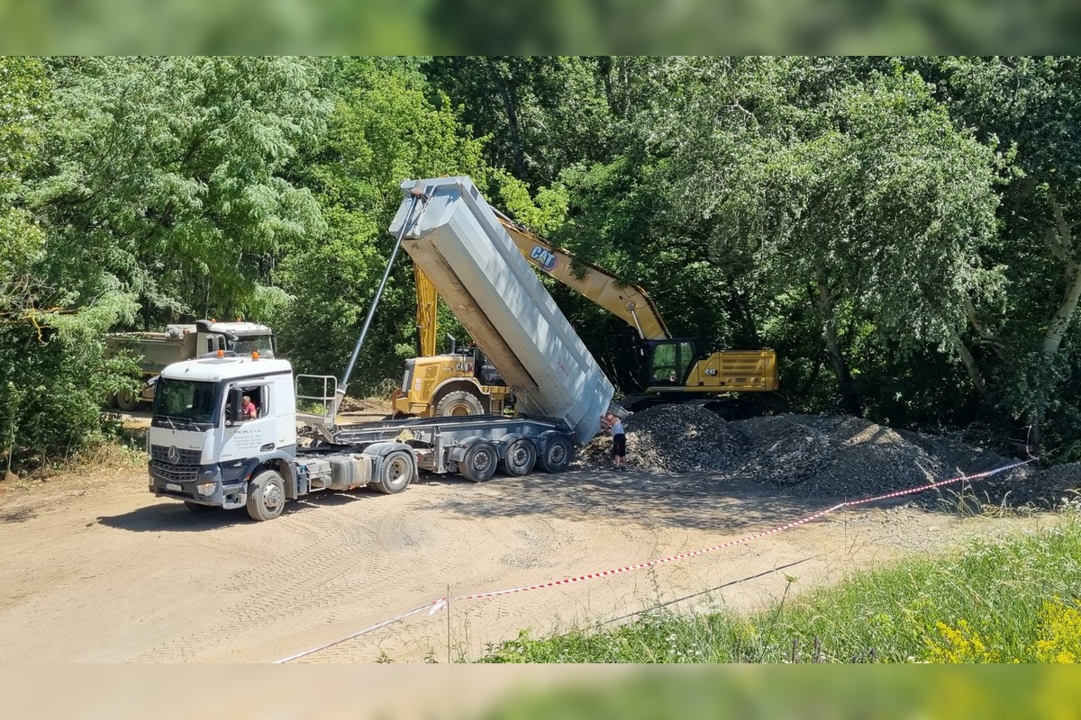 FOTO: Trnovecký železničný most čaká po rokoch sanácia, začali sa prípravné práce, foto 2