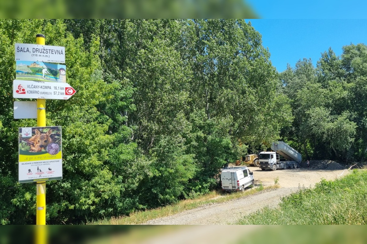FOTO: Trnovecký železničný most čaká po rokoch sanácia, začali sa prípravné práce, foto 5