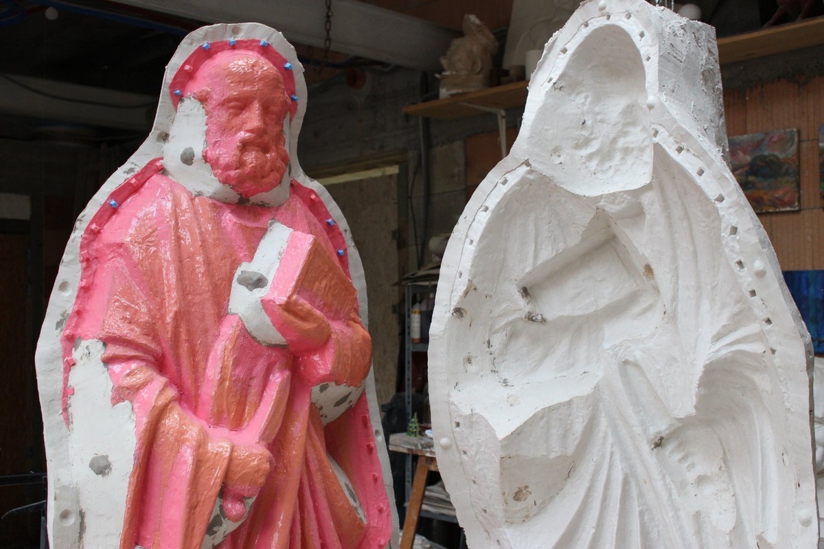 FOTO: Nitrianska malá kalvária ožíva: Po rokoch obnovujú pôvodné a historické sochy apoštolov, obyvatelia sa môžu tešiť, foto 3