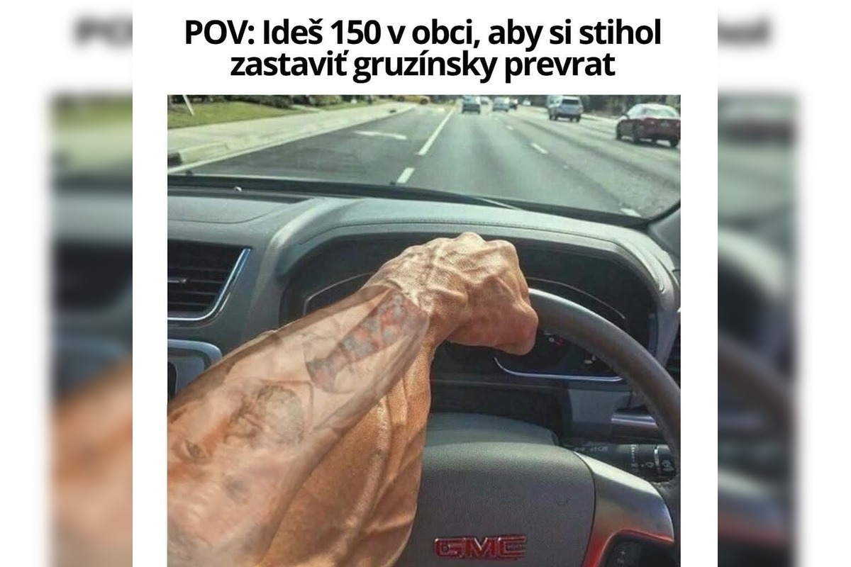 FOTO: Havária šéfa SIS Gašpara sa stala terčom satirických stránok. Pozrite si výber tých najlepších memečiek, foto 5