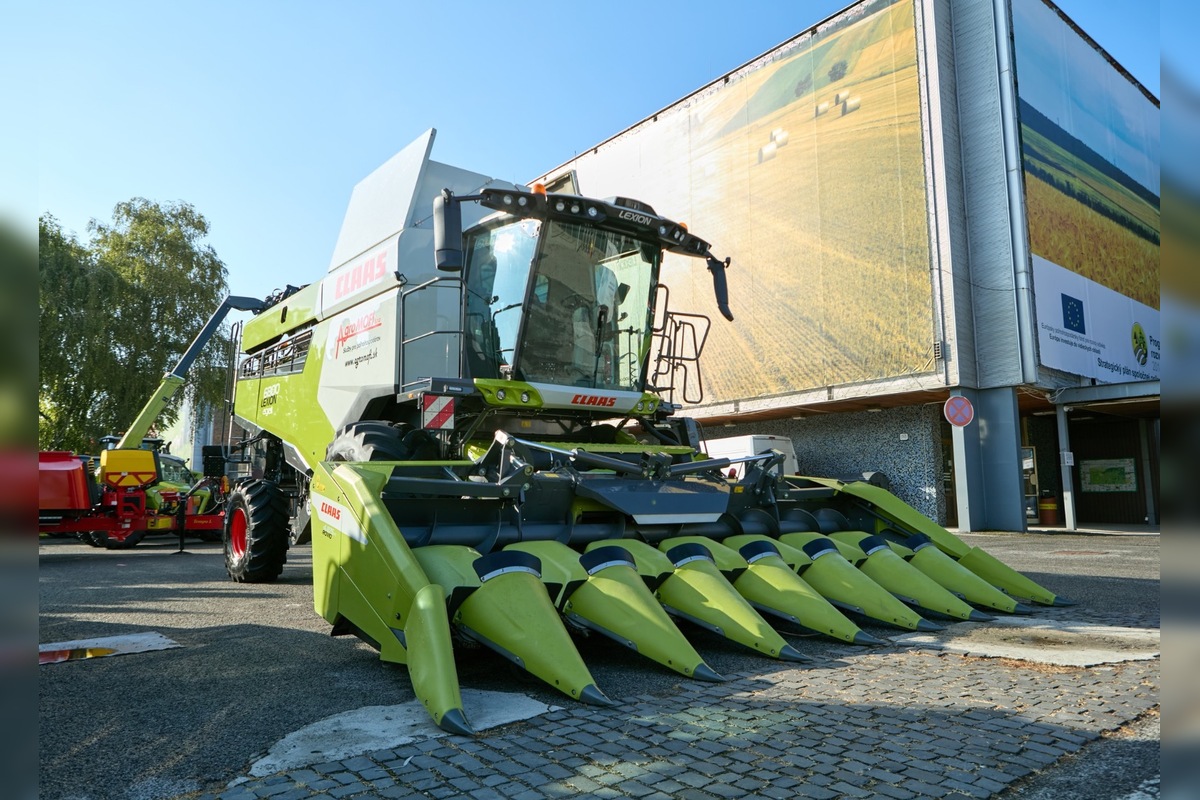 FOTO: Agrokomplex Nitra 2025 je už otvorený, čaká vás živý salaš, traktorparáda, historický vláčik a mnoho ďalšieho, foto 9